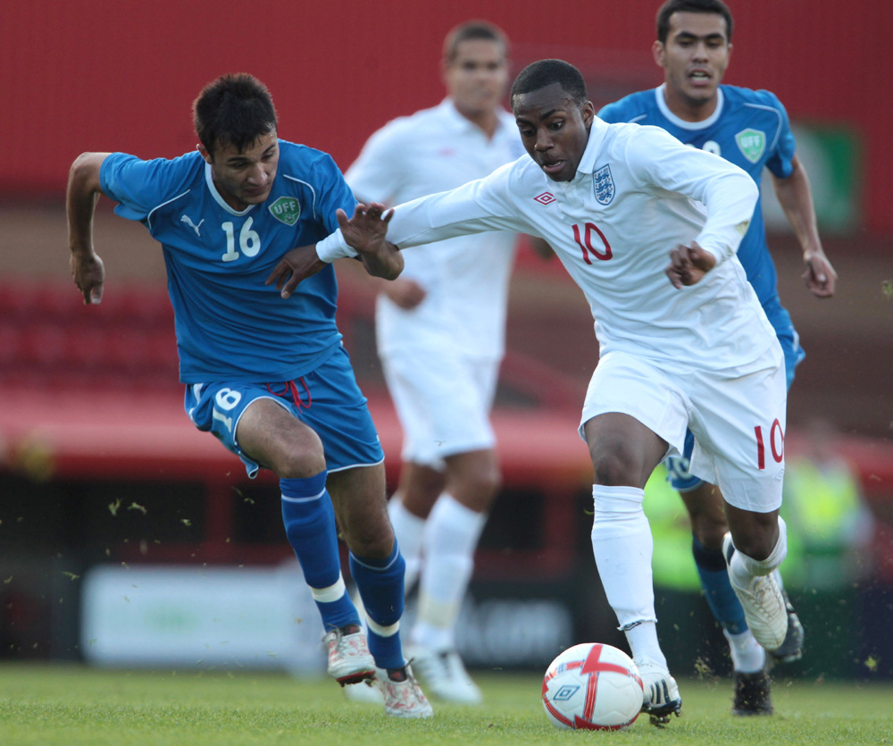 Danny Rose in action against Uzbekistan
